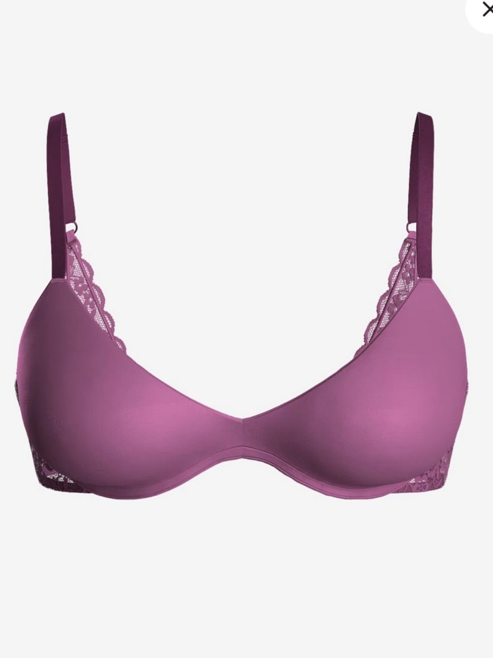 VICTORIA'S SECRET - Sexy Tee Smooth Lacie Wireless Push-Up Bra
